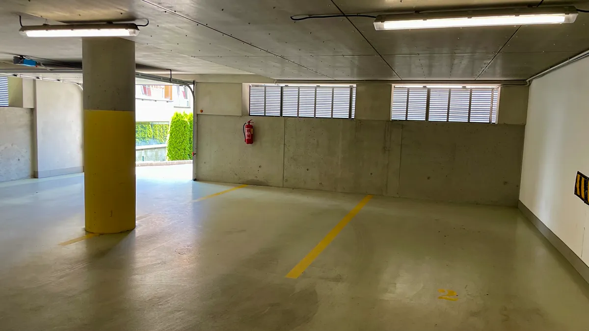 Pronájem garáže 15 m²